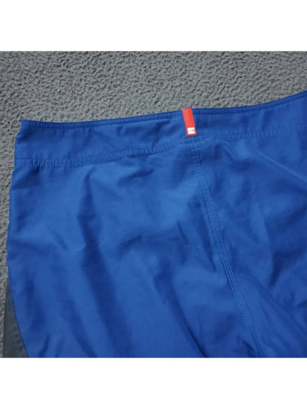 VINTAGE 90s The North Face Swim Shorts Mens 36 x11 Board Zip Pocket  Blue Trunks